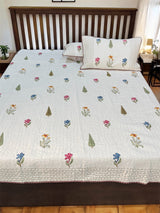 elegant-king-bedcover-mulmul-kapaas-katha