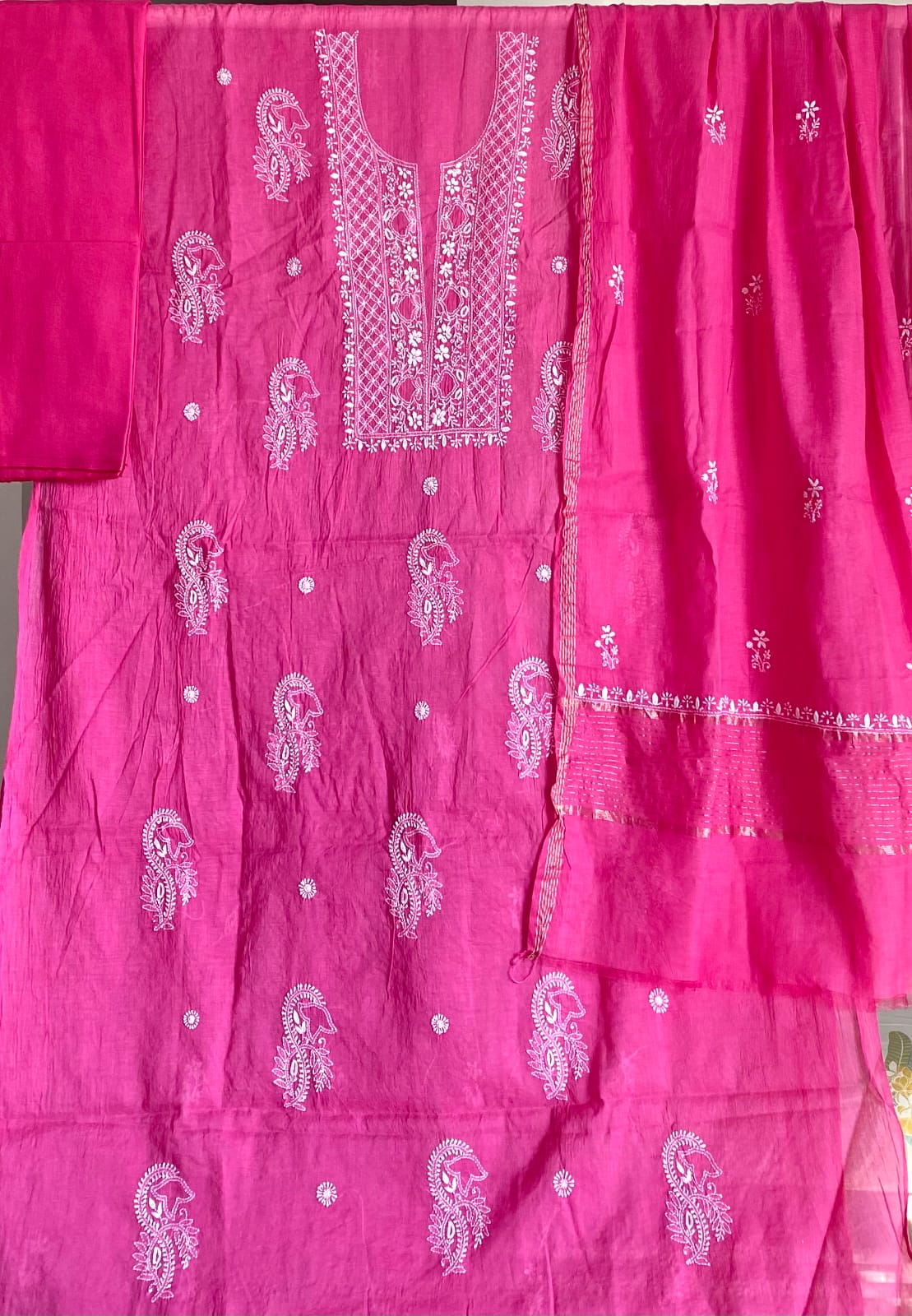 elegant-phool-jaal-chikankari-mulchanderi-unstitched-suit-set