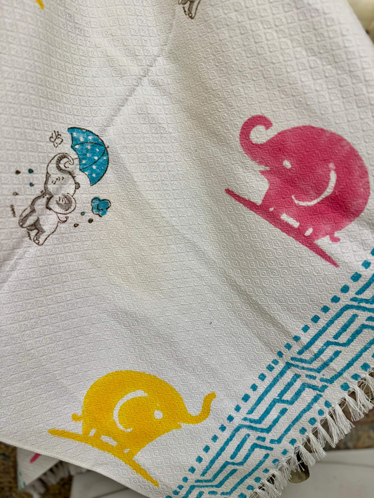 elephant-theme-kids-soft-cotton-towel-side-view