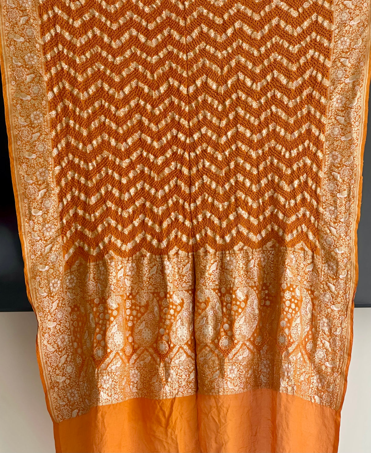 ethnic-bandhani-dupatta-for-festive-wear