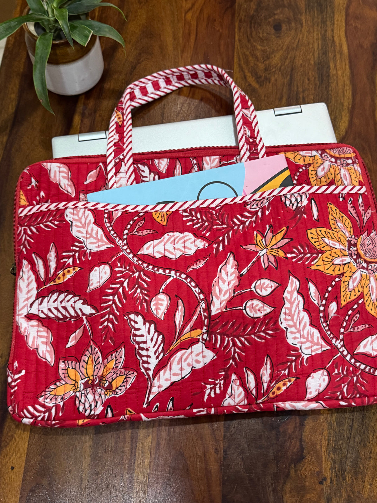 everyday-cotton-quilted-laptop-sleeve-vibrant-theme