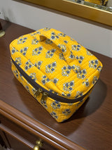 everyday-vanity-case-in-quilted-fabric