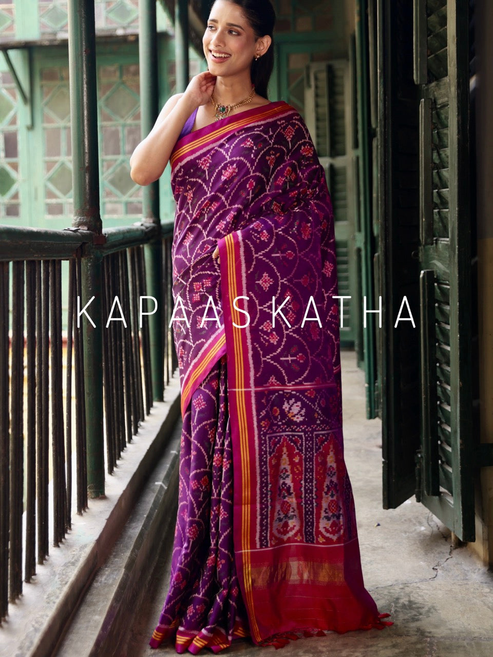exquisite-legacy-mulberry-silk-single-ikat-patola-saree