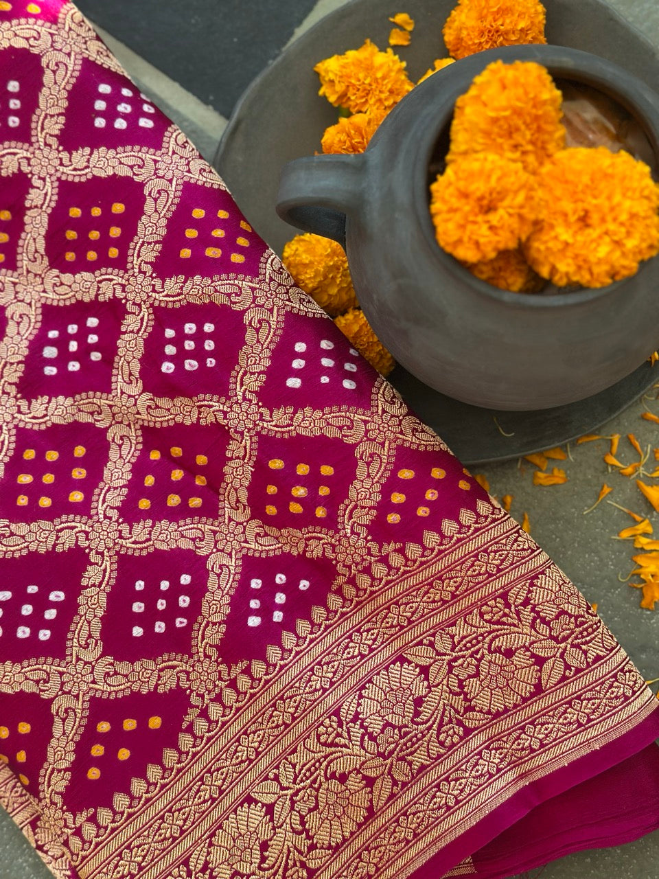 exquisite-legacy-pure-gajji-silk-bandhani-saree