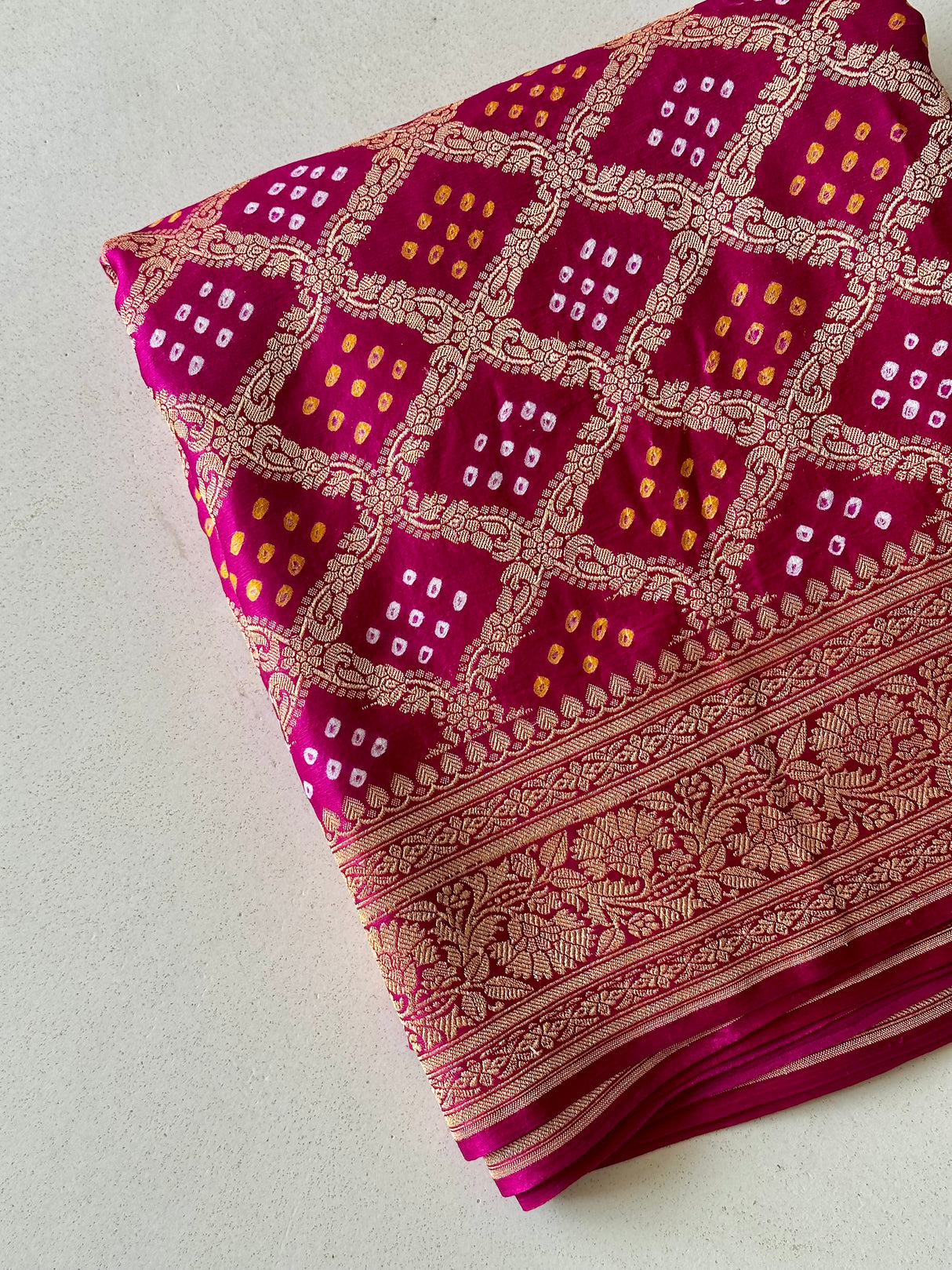 exquisite-legacy-pure-gajji-silk-bandhani-saree