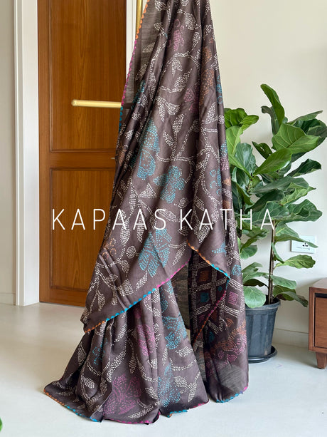 festive-ochre-heritage-bandhani-munga-silk-saree