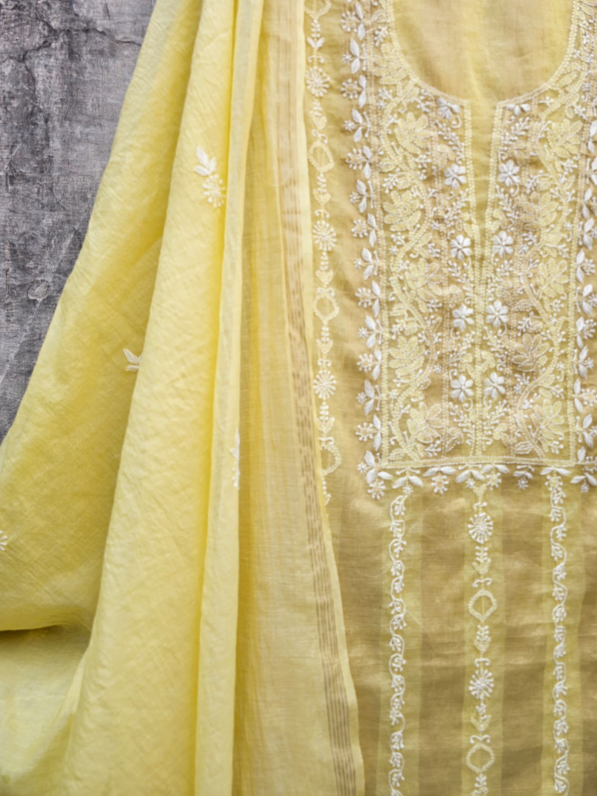 fida-e-chikan-mul-chanderi-unstitched-suit-set