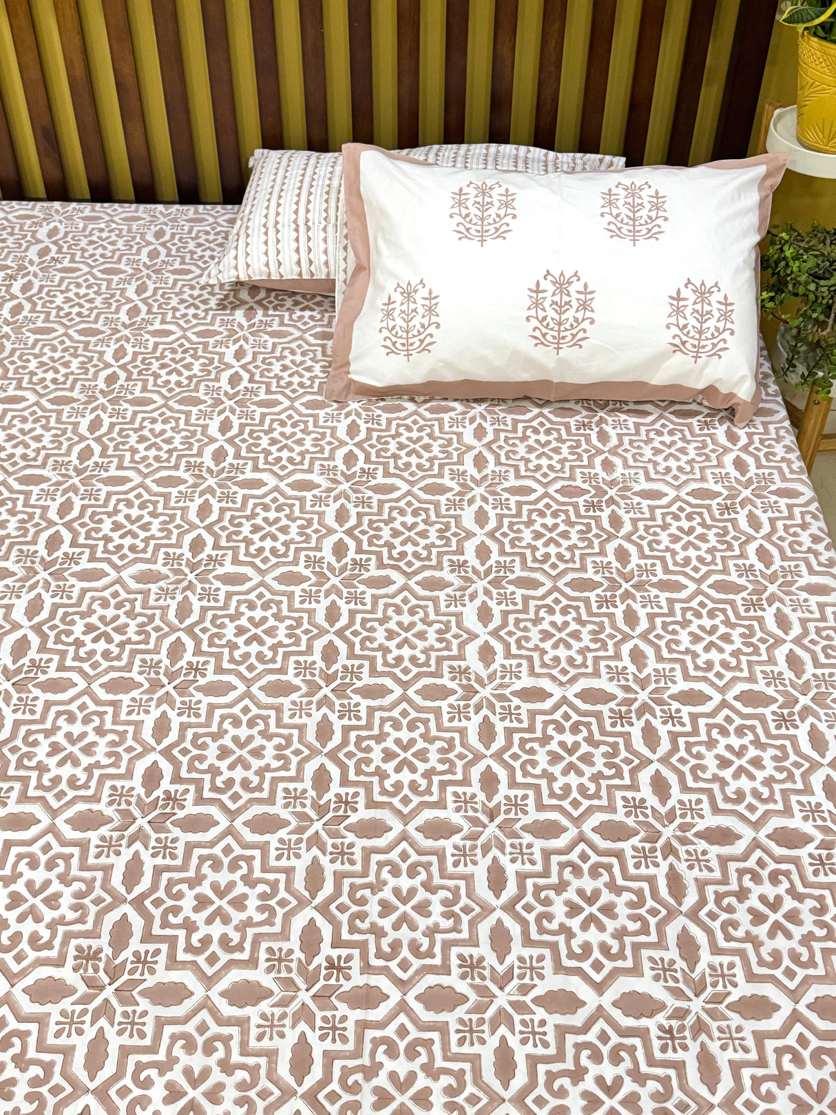 fitted-cotton-reverie-handblock-print-pure-cotton-bedsheet