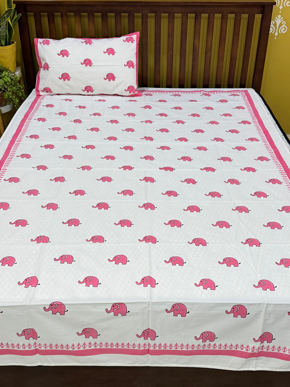 fitted-dreamy-hug-handblock-print-pure-cotton-kids-bedsheet