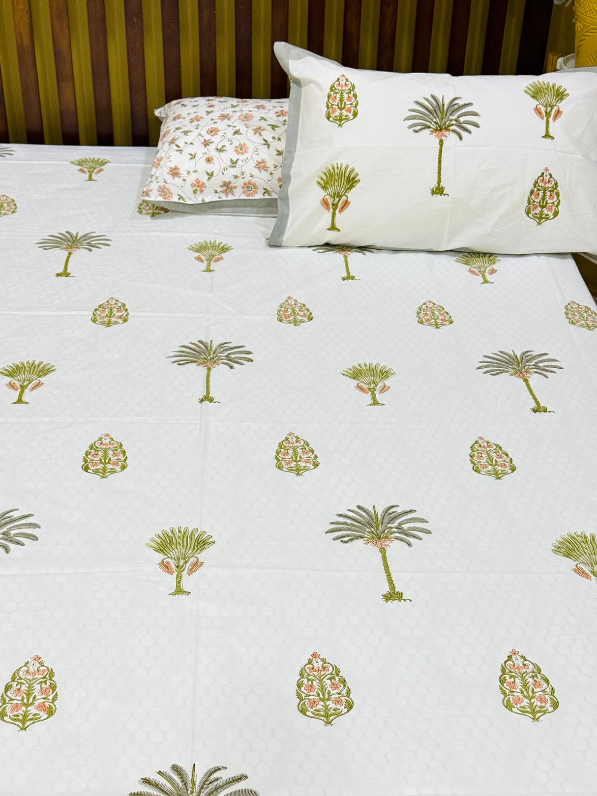 flat-warm-flora-handblock-print-pure-cotton-bedsheet