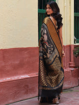 floral-black-cotton-silk-pen-kalamkari-saree-side-view