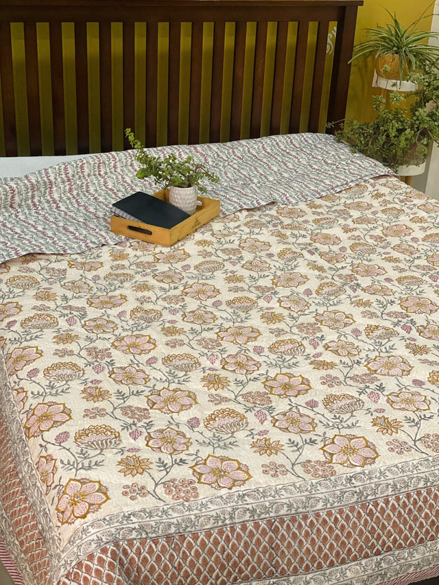 floral-brown-single-cotton-quilt-pattern-view