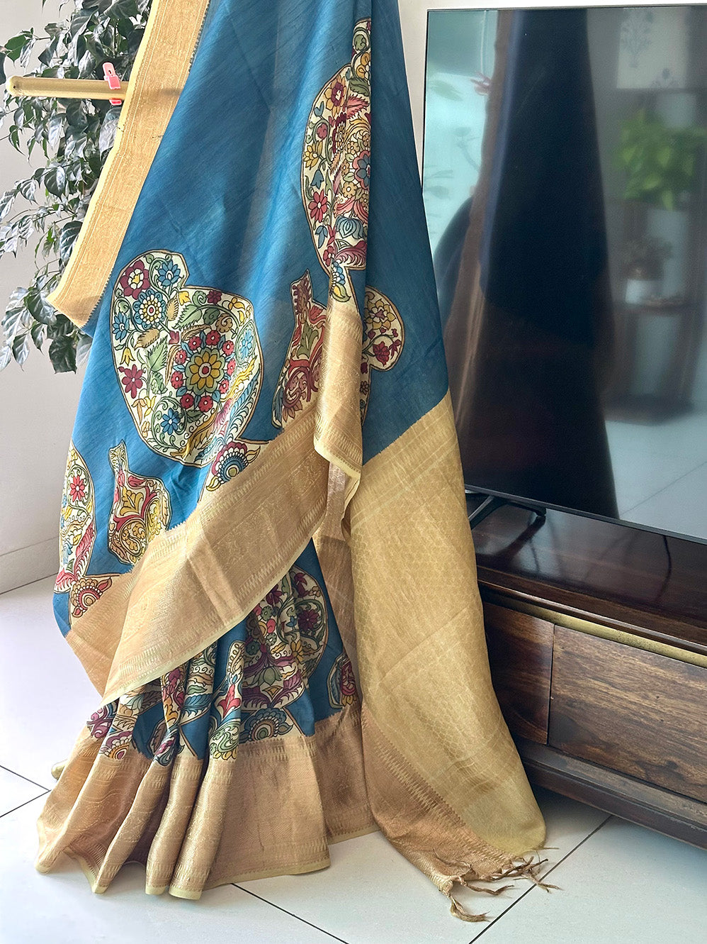 Paisleys with Floral Pattern Silk Kalamakari Saree in Blue Colour