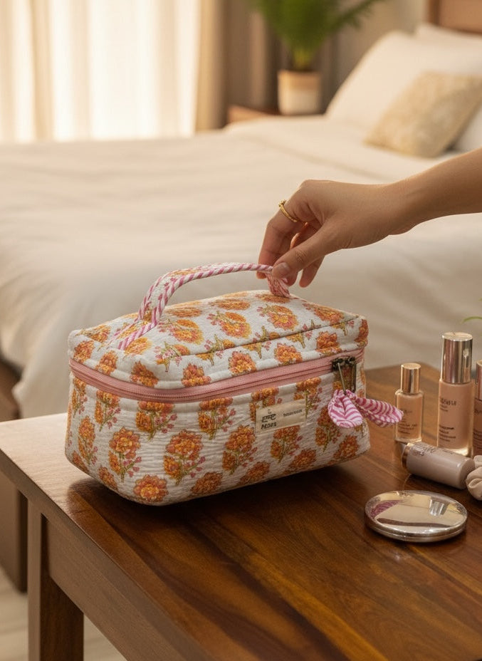 gifting-delightful-bloom-floral-vanity-bag-women