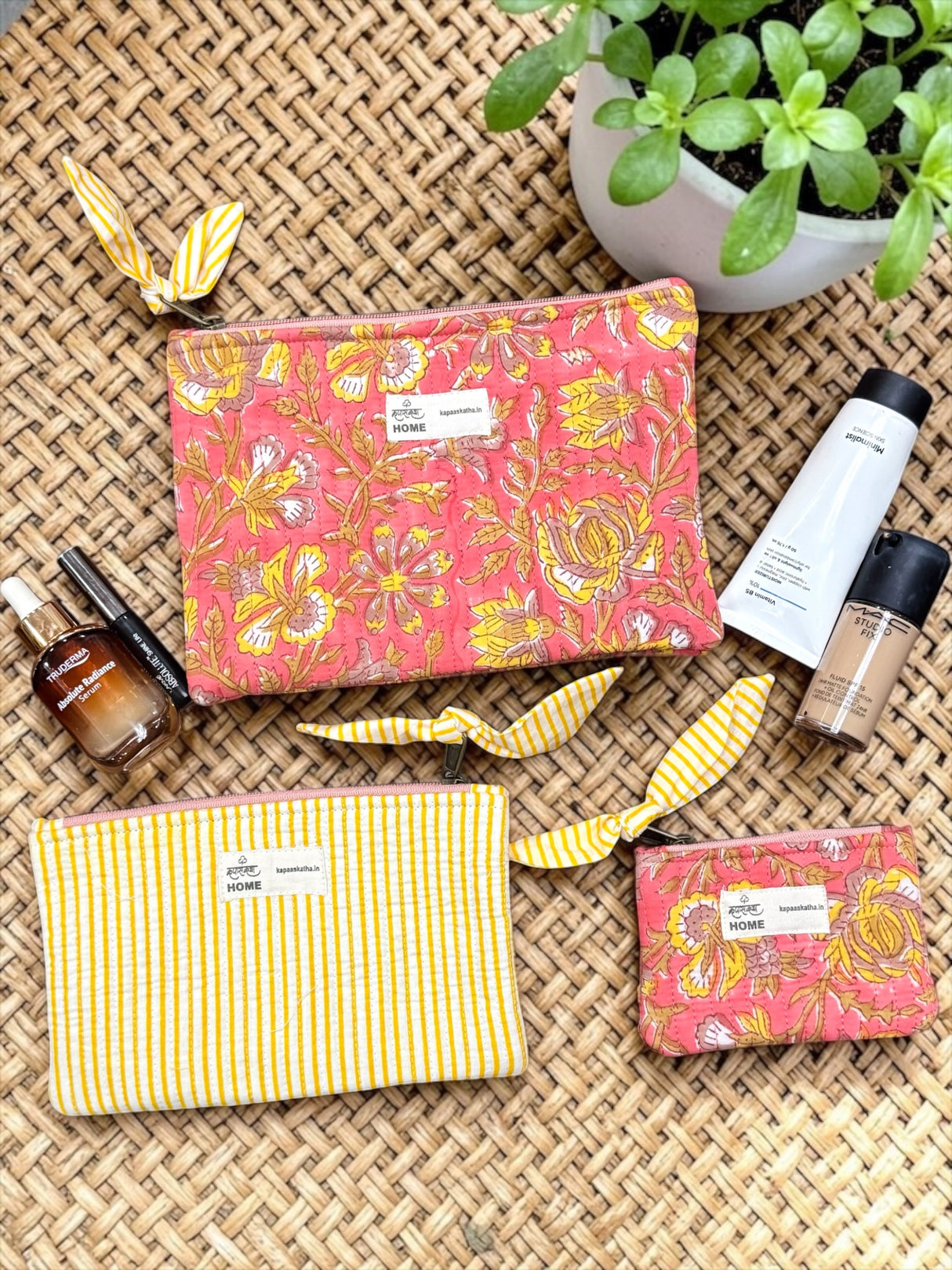 gifting-neat-stack-flat-pouch-organiser-set-of-3