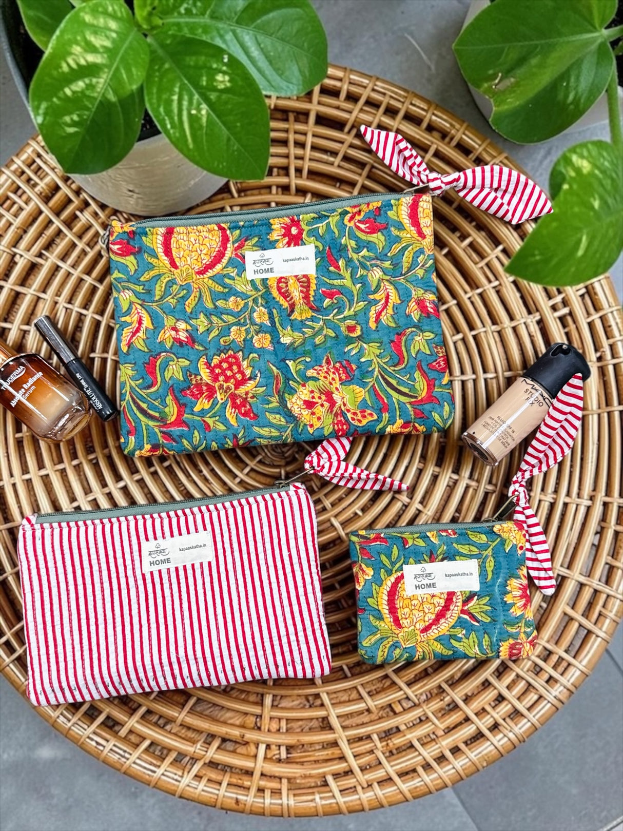 gifting-smart-stash-flat-pouch-organiser-set-of-3