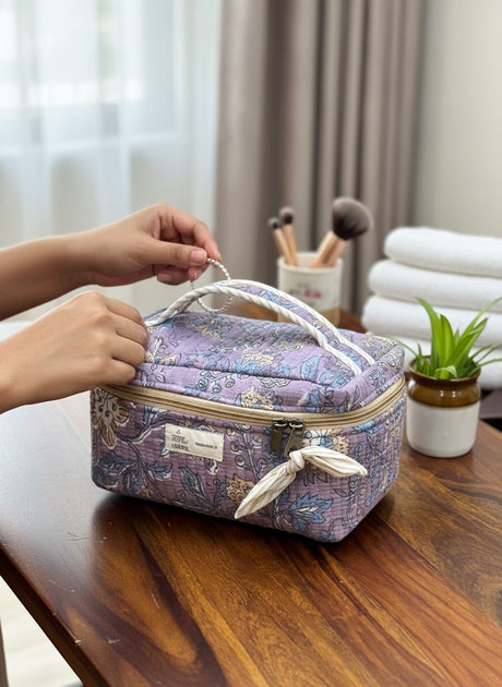 gifting-versatile-blue-jaipur-handmade-vanity-bag