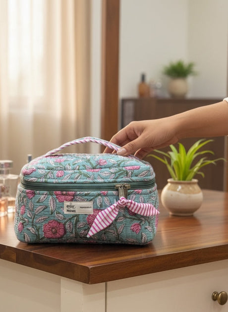 gifting-vibrant-handmade-floral-quilted-vanity-bag