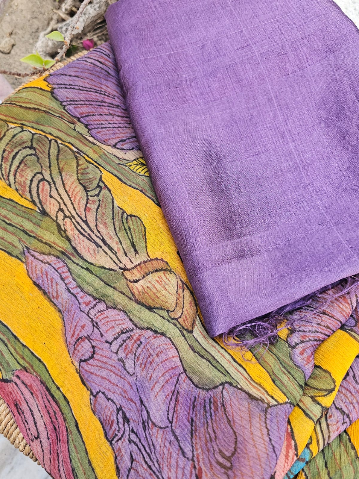 golden-iris-handcrafted-chiffon-kalamkari-saree