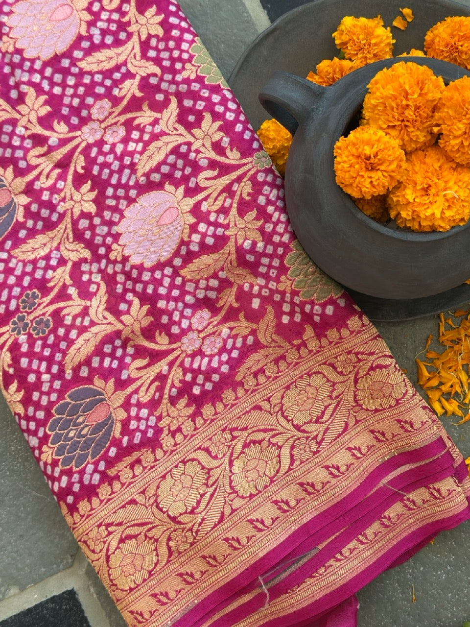 grand-heritage-pure-banarasi-georgette-meenakari-bandhani-saree