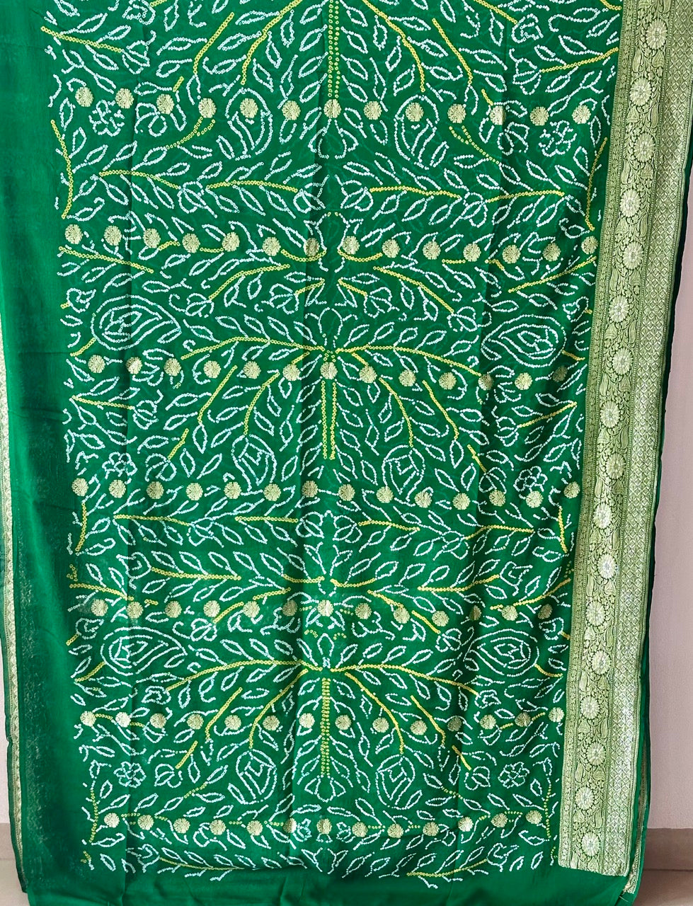 Green Pure Banarsi Georgette Bandhani Saree