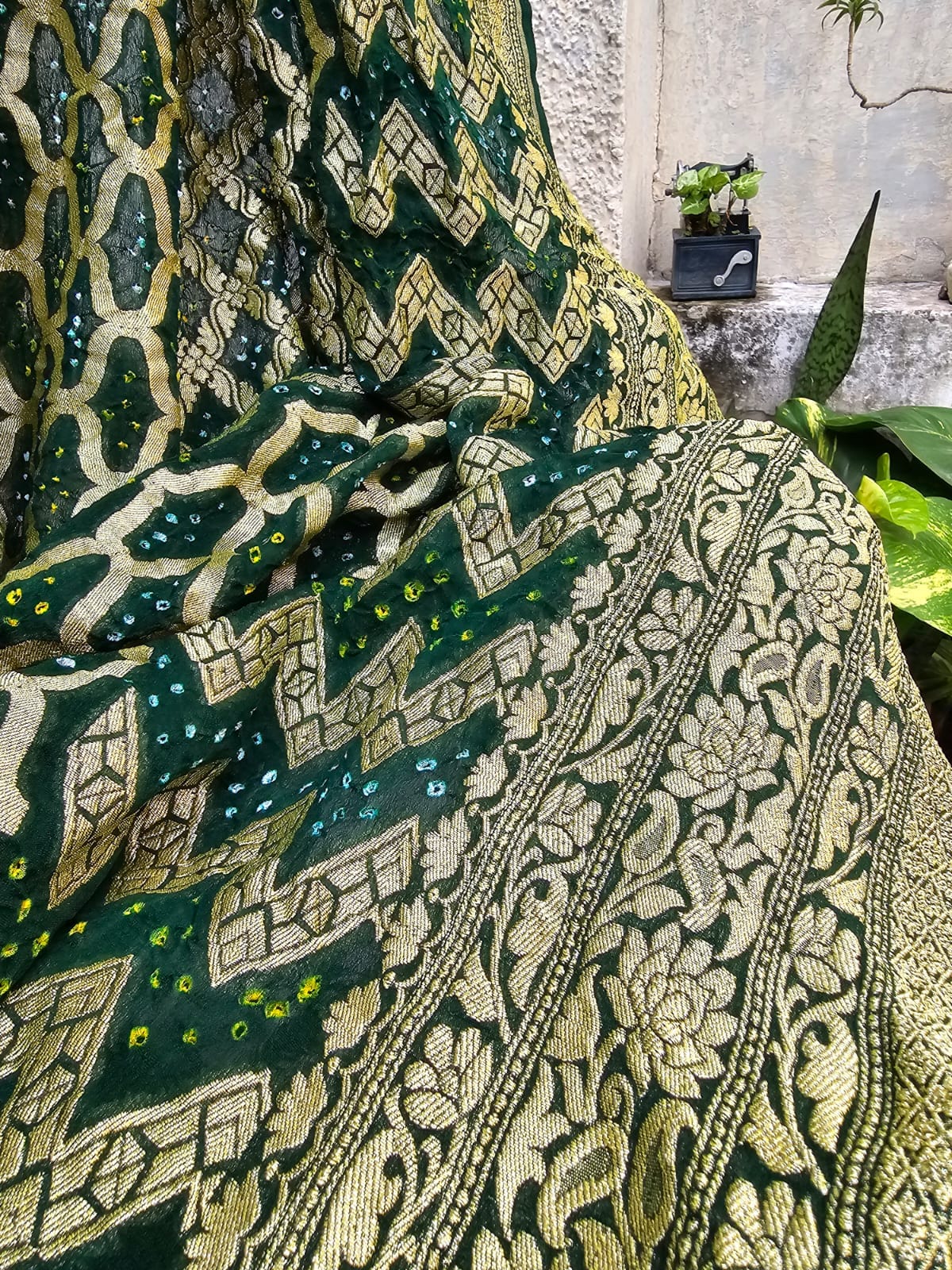 Green Pure Banarsi Georgette Neemzari Bandhani Dupatta