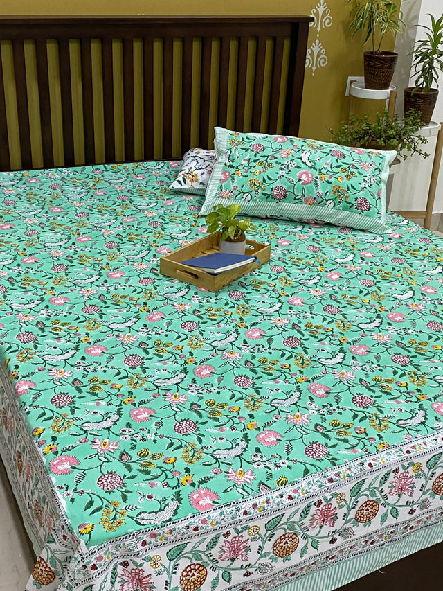 green-feather-king-cotton-bedsheet-design-view