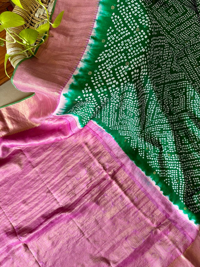 green-kanjivaram-silk-bandhani-saree