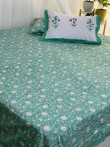 green-theme-king-cotton-bedsheet-overall-view