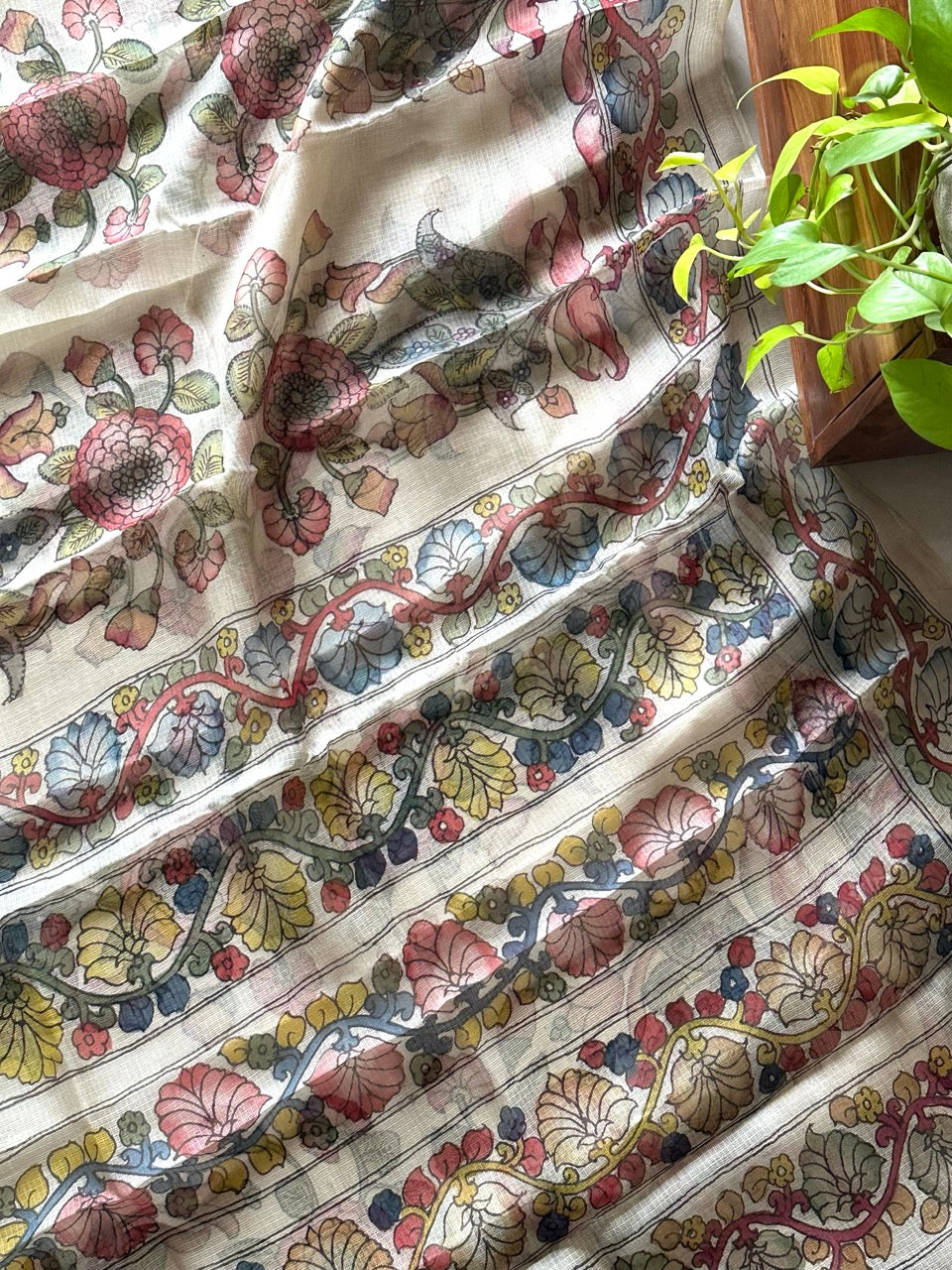 gulbadan-phoolwari-handcrafted-kota-silk-kalamkari-saree