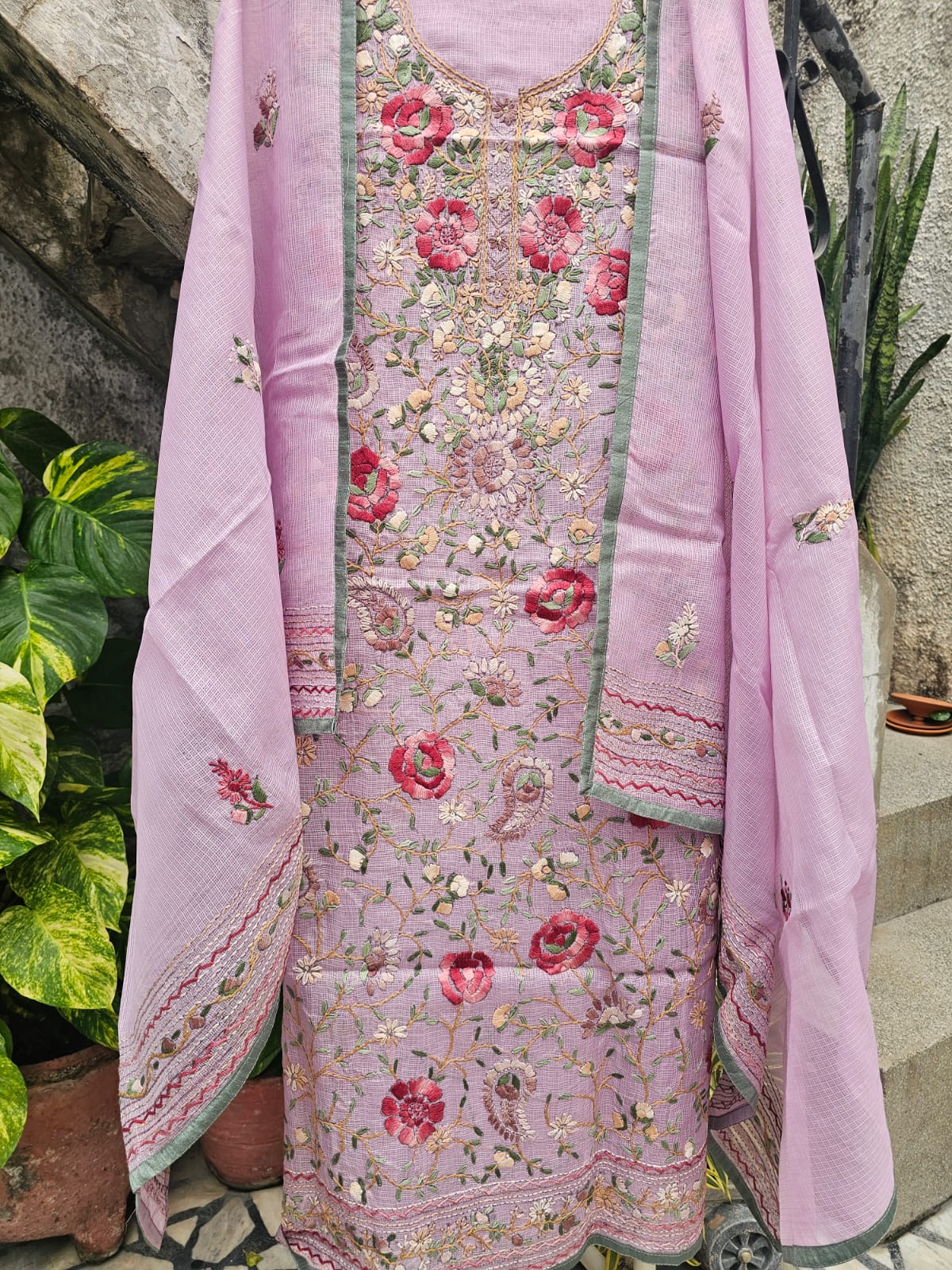 gulnaar-riwaayat-phulkari-khota-unstitched-suit-set