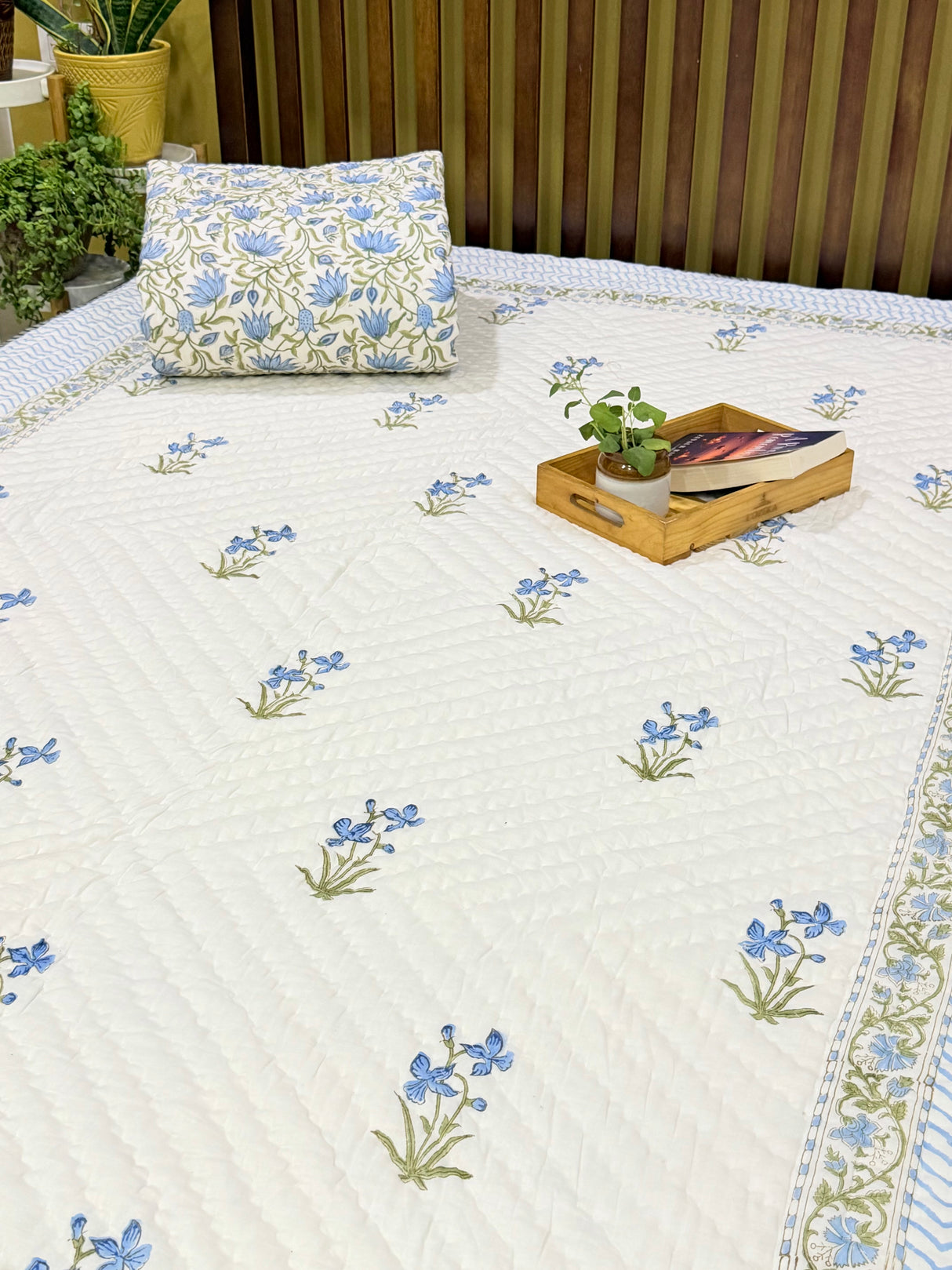 hand-block-print-quilt-blue-floral-motif-bed