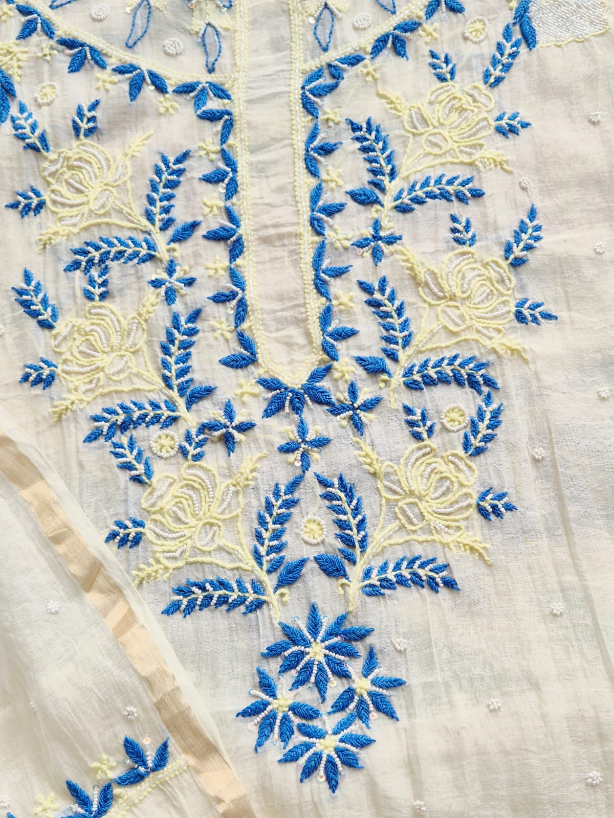 hand-embroidered-chikankari-unstitched-suit-set