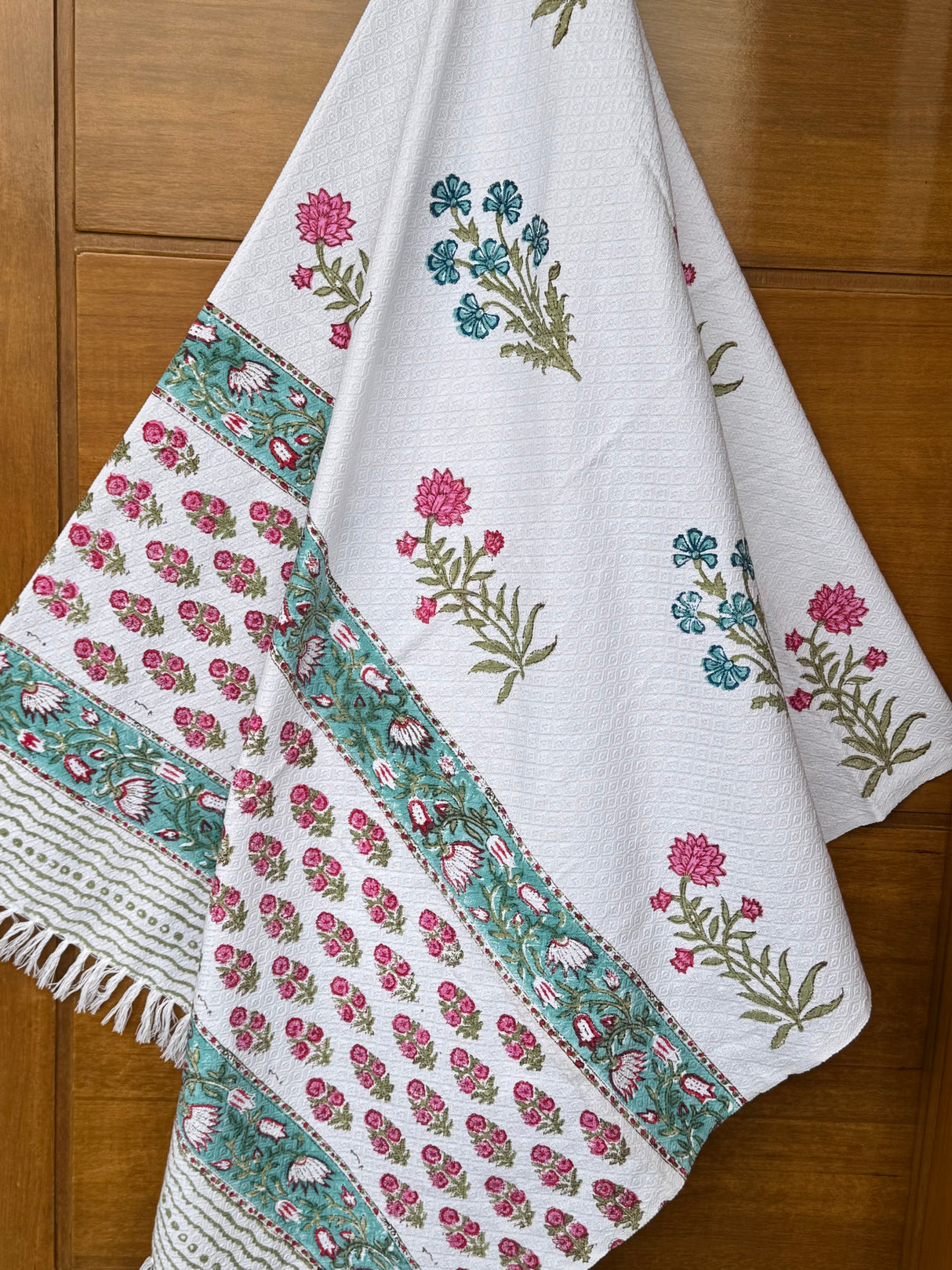 handblock-inspired-border-cotton-bath-towel