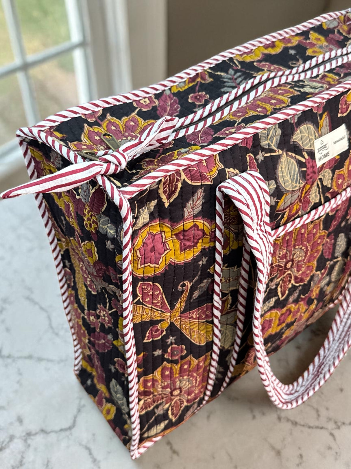 handcrafted-floral-pattern-tote-bag-lightweight