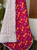 soft-breathable-mulmul-cotton-kids-quilt-with-pink-giraffe-and-moon-star-print-perfect-for-toddlers-in-uae-and-australia