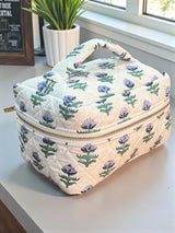 handcrafted-vanity-bag-for-travel-and-daily-use