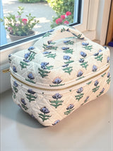 handcrafted-vanity-bag-for-travel-daily-use