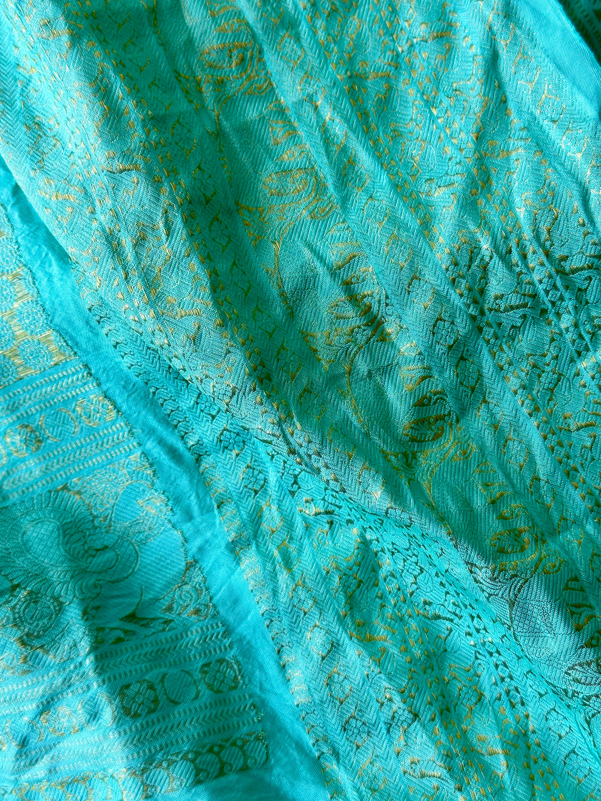 handloom-kanjivaram-bandhani-saree