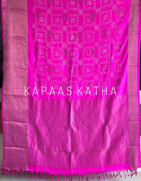 Vasundhara Silk Bandhani Saree, Pure Silk Rani Pink Bandhani Saree, Hand-Tied Bandhej Silk Saree, Kapaas Katha Designer Sarees, Authentic Bandhani Silk Sarees Online