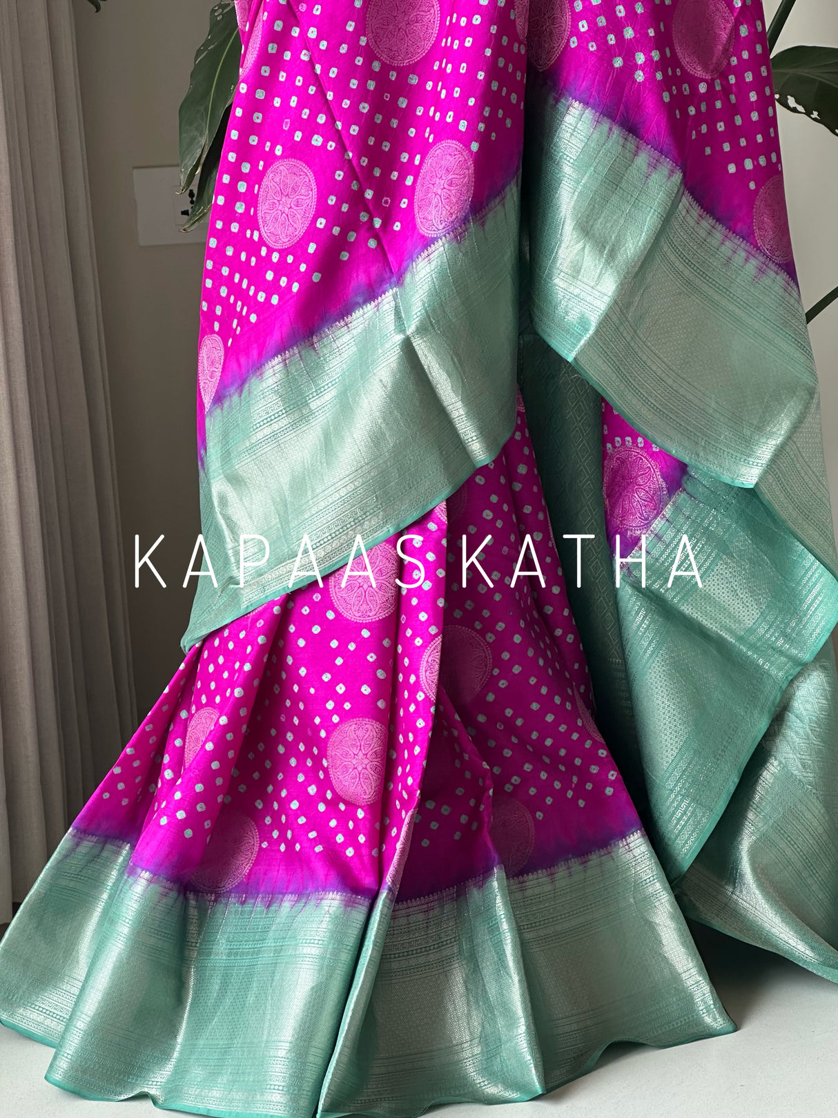 heritage-zari-legacy-pure-kanjivaram-silk-bandhani-saree