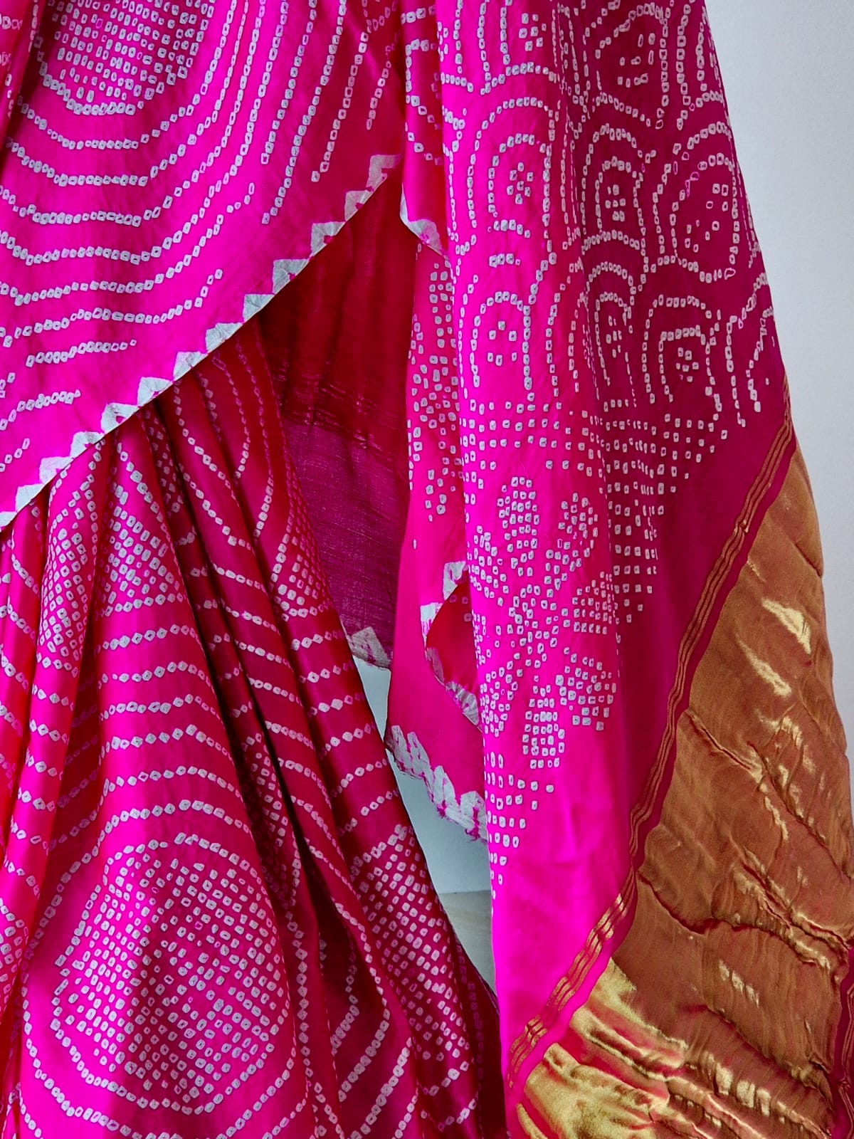 Hot Pink Pure Gajji Silk Bandhani Saree