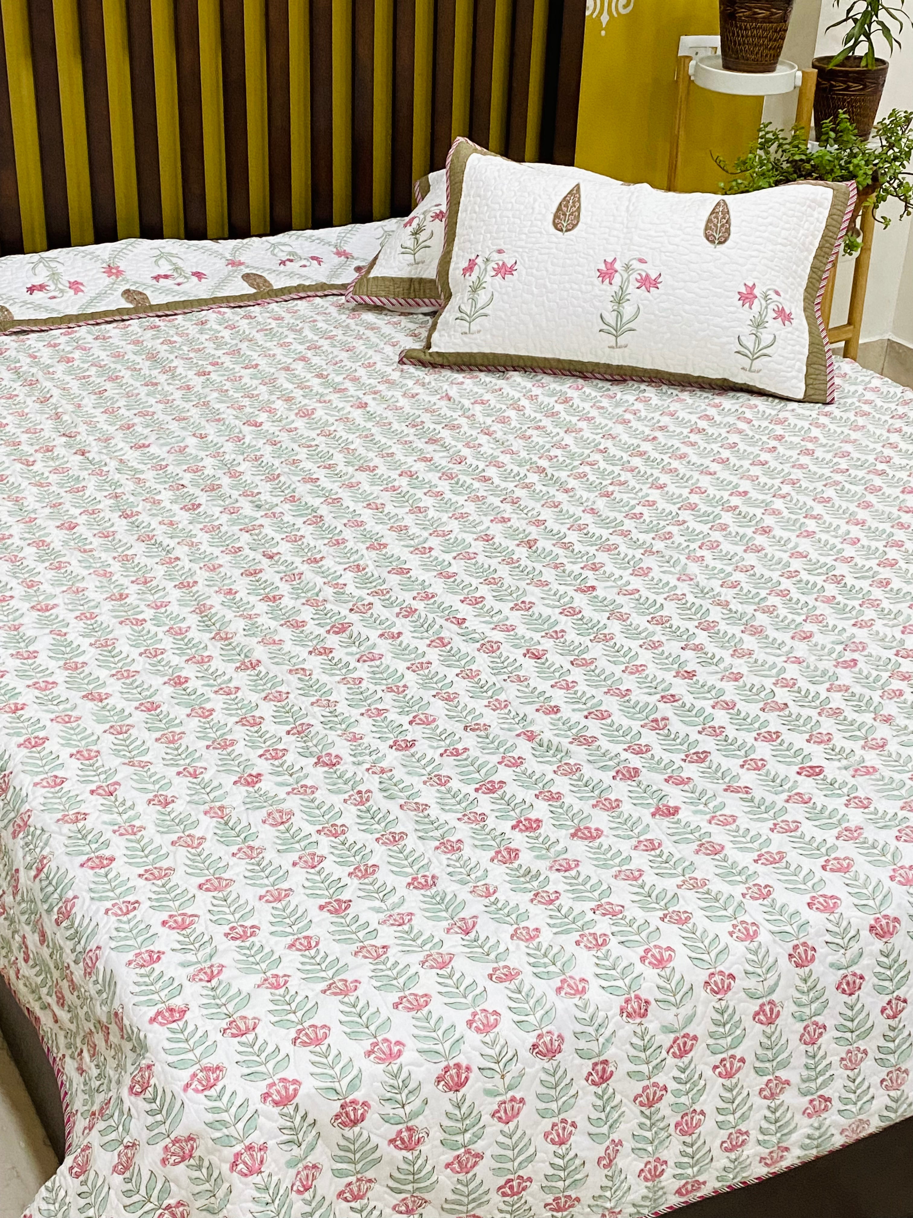 Quilted Blockprint REVERSIBLE Mulmul Bedcover- Double Size (90*108 inches)