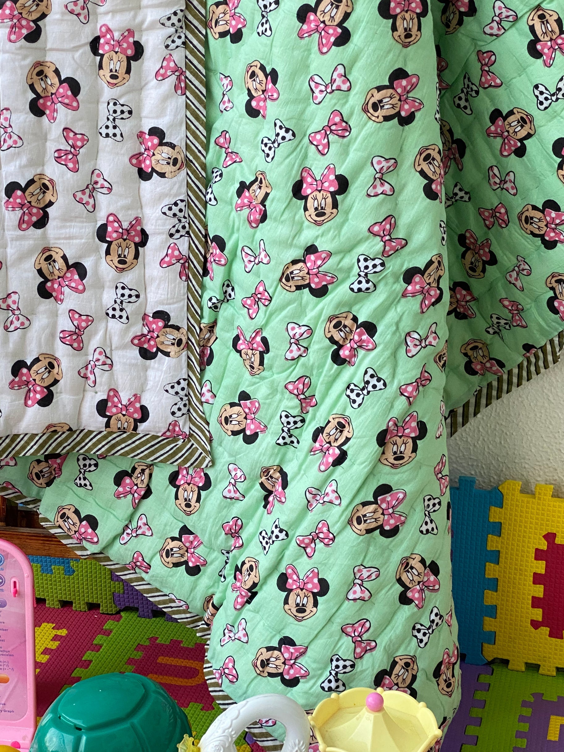 Minnie Mouse Kids Quilt