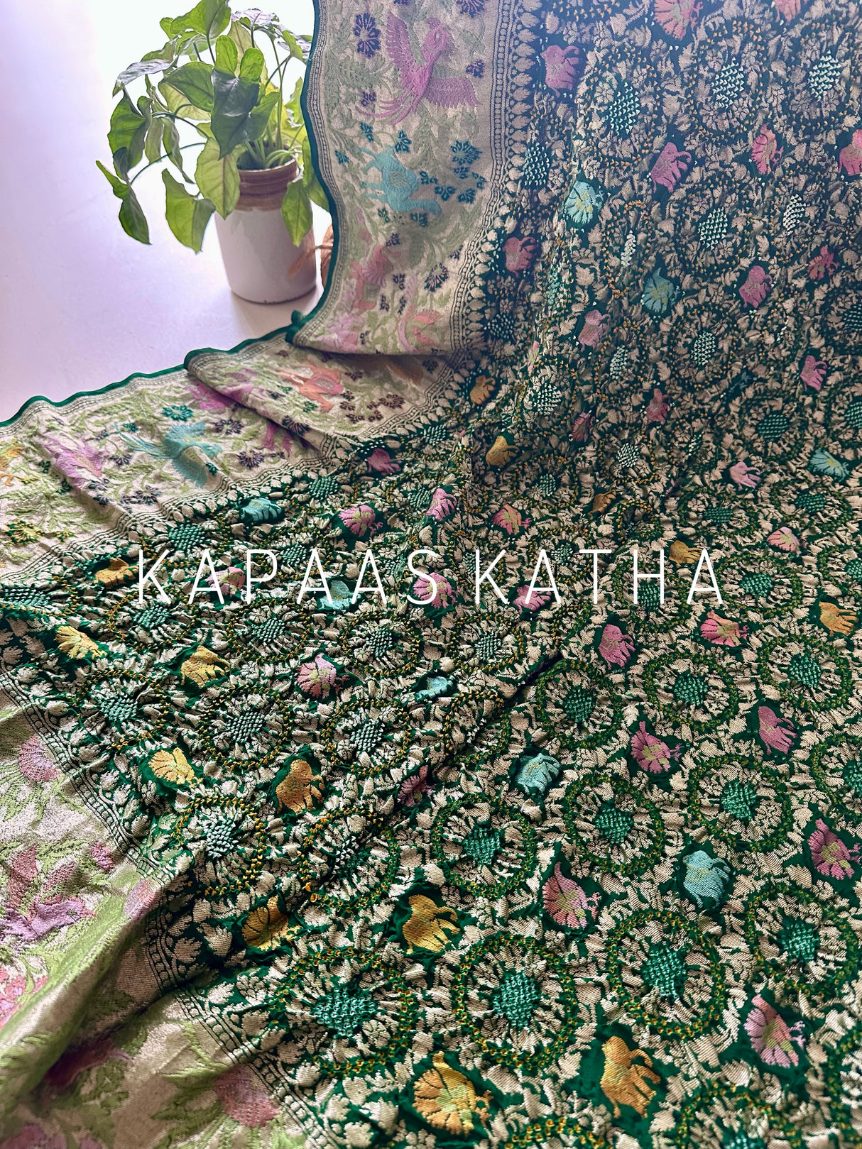 indian-elegance-banarasi-georgette-bandhani-dupatta