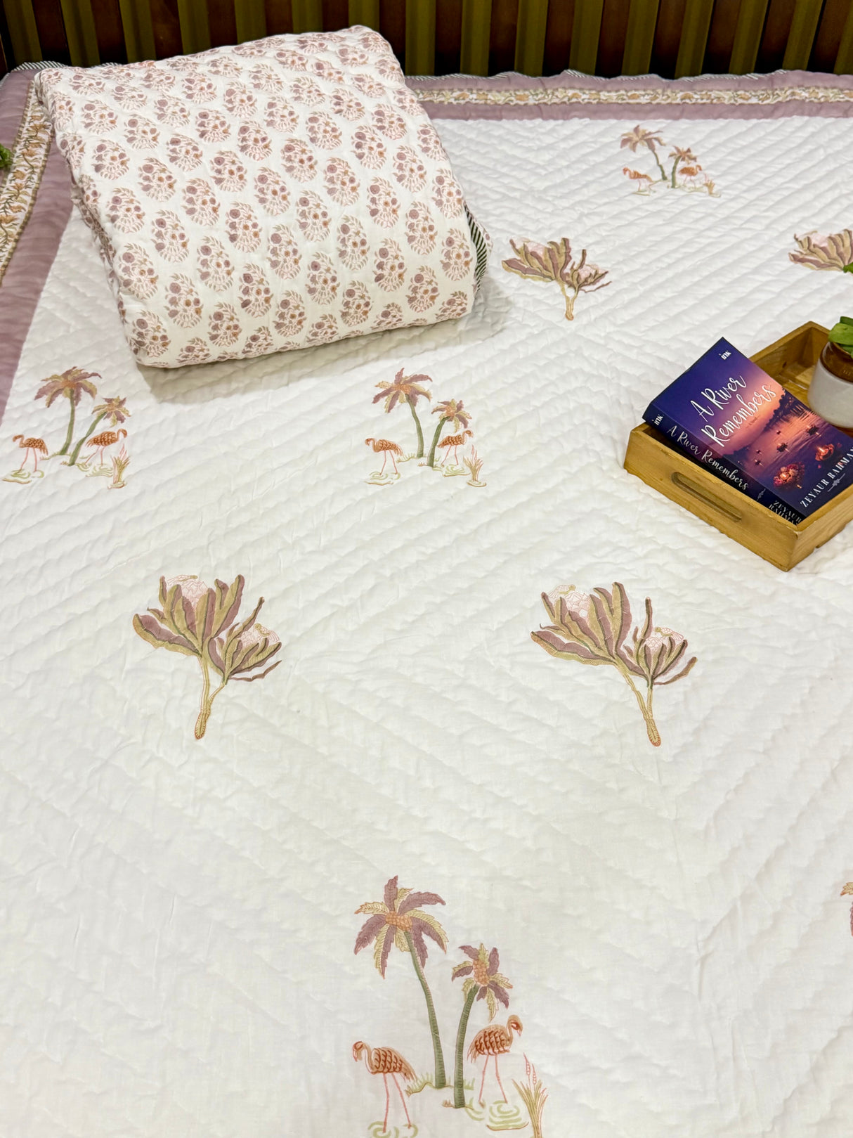 ivory-quilt-botanical-floral-print-handcrafted-cotton