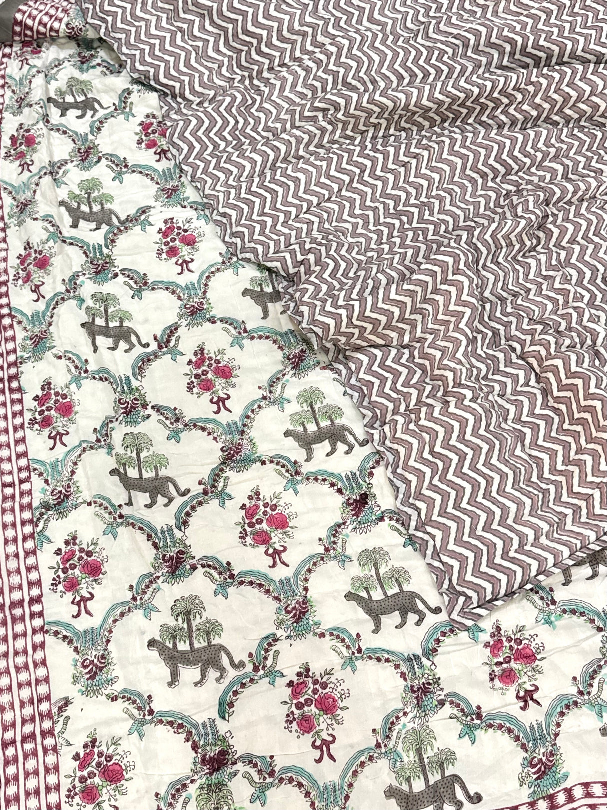 jaal-design-handblock-king-size-quilt