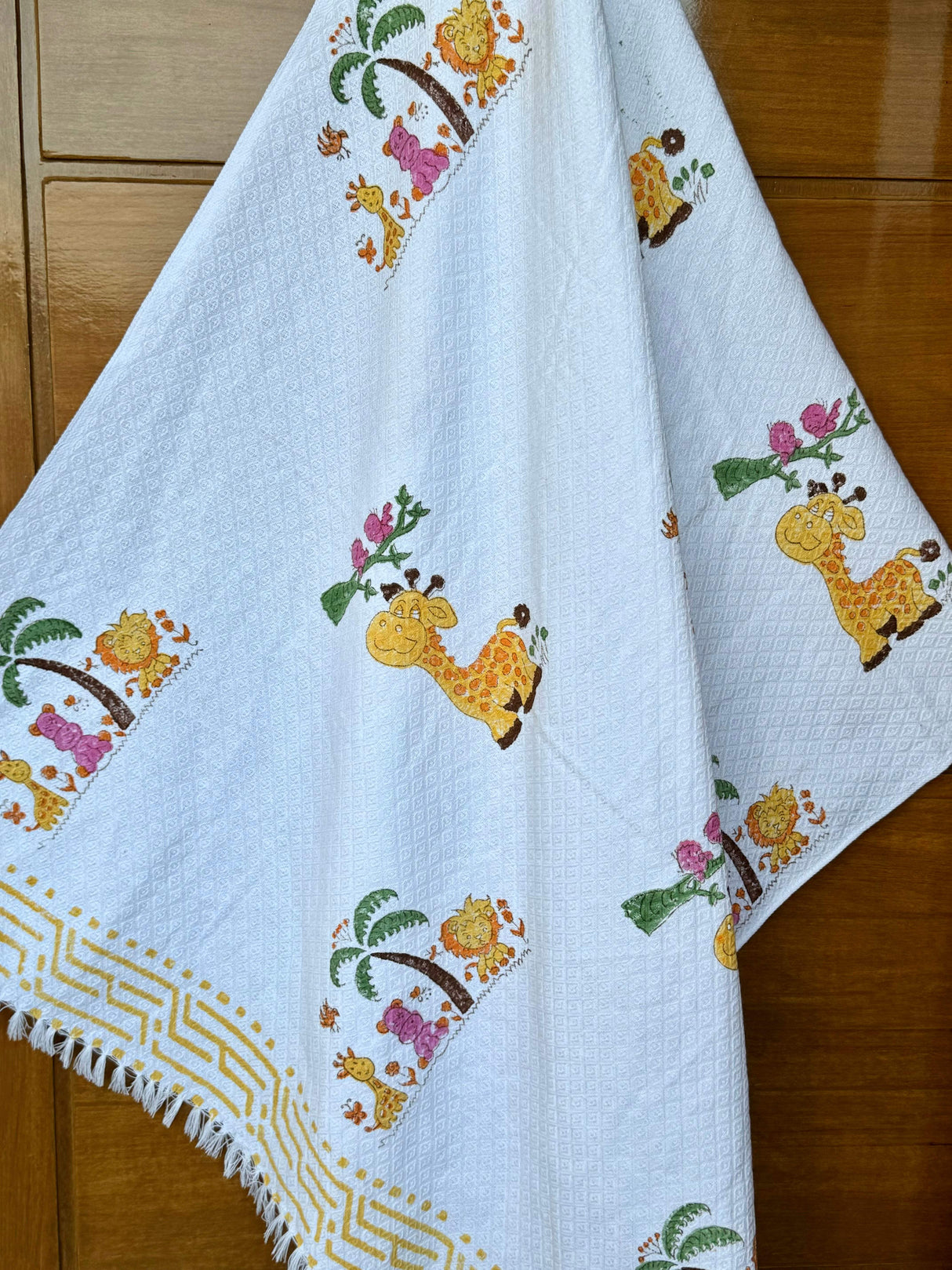 jungle-animals-theme-kids-cotton-towel-front-view