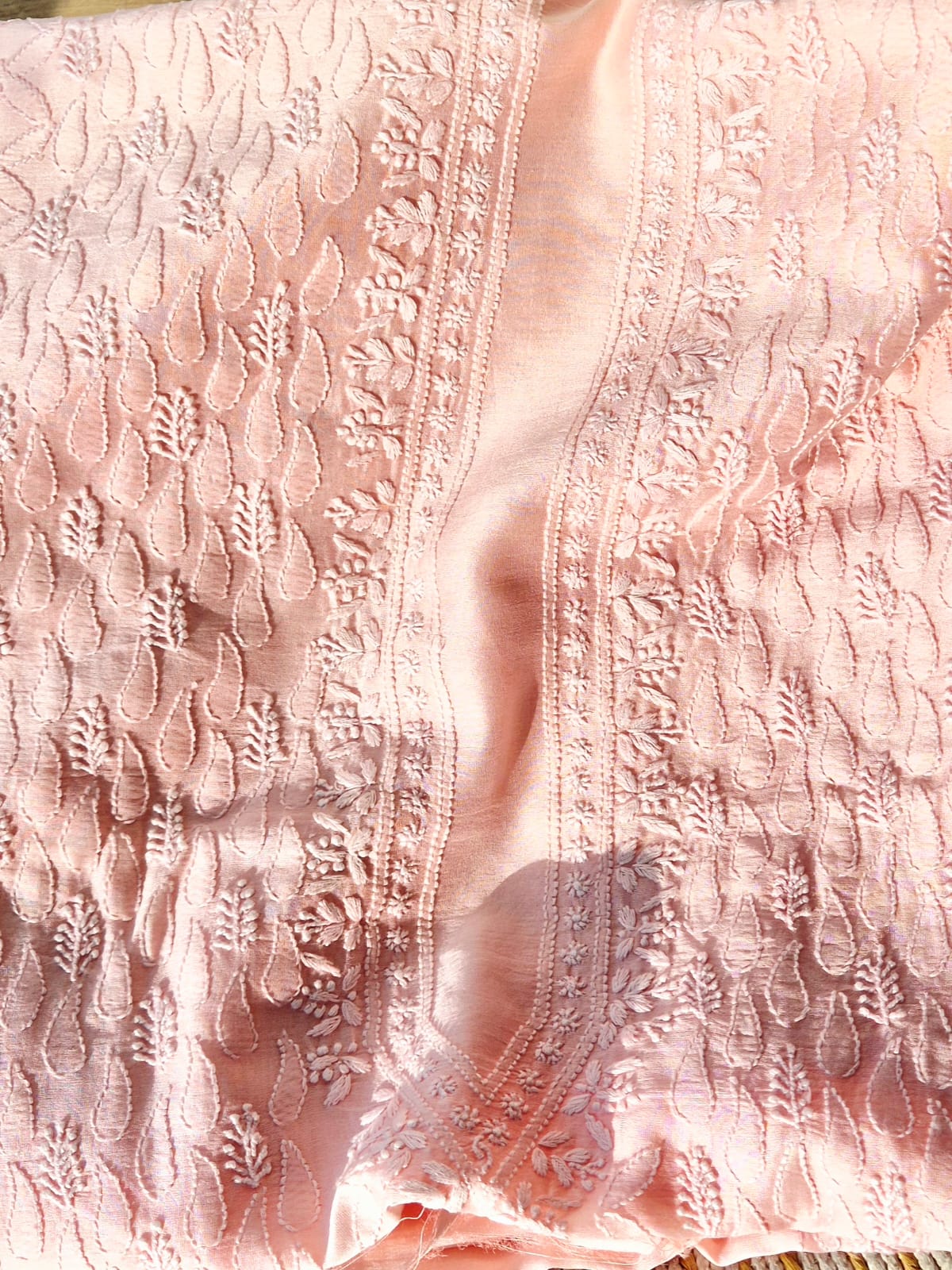 karrigari-chikankari-mulmul-mens-unstitched-fabric-gents-kurta