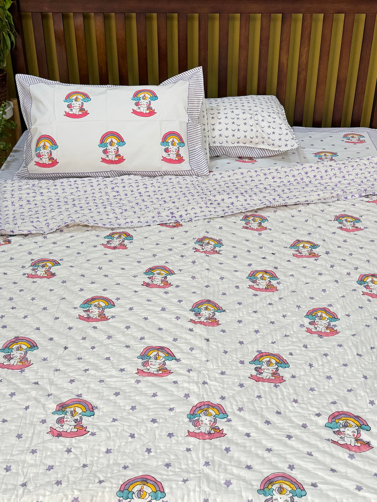kids-mulmul-handblock-printed-quilt-unicorn-world